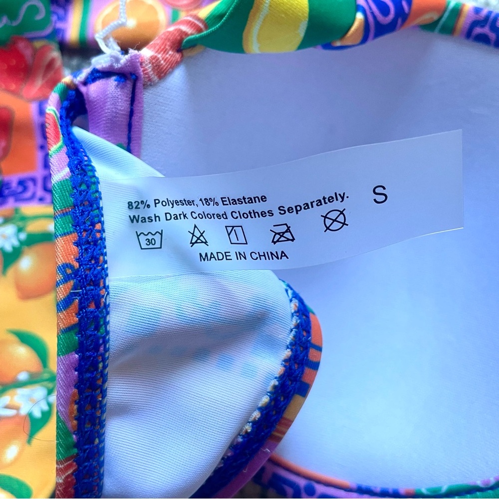 Adorable Fruit Print Bikini Set Push-Up Top Cheeky Bottoms Multicolor - Picture 8 of 9